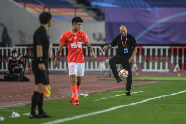 欧冠巅峰对决!大巴黎90分钟难破国米钢铁防线